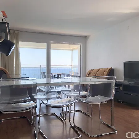Elypalace 15-2 Apartment
